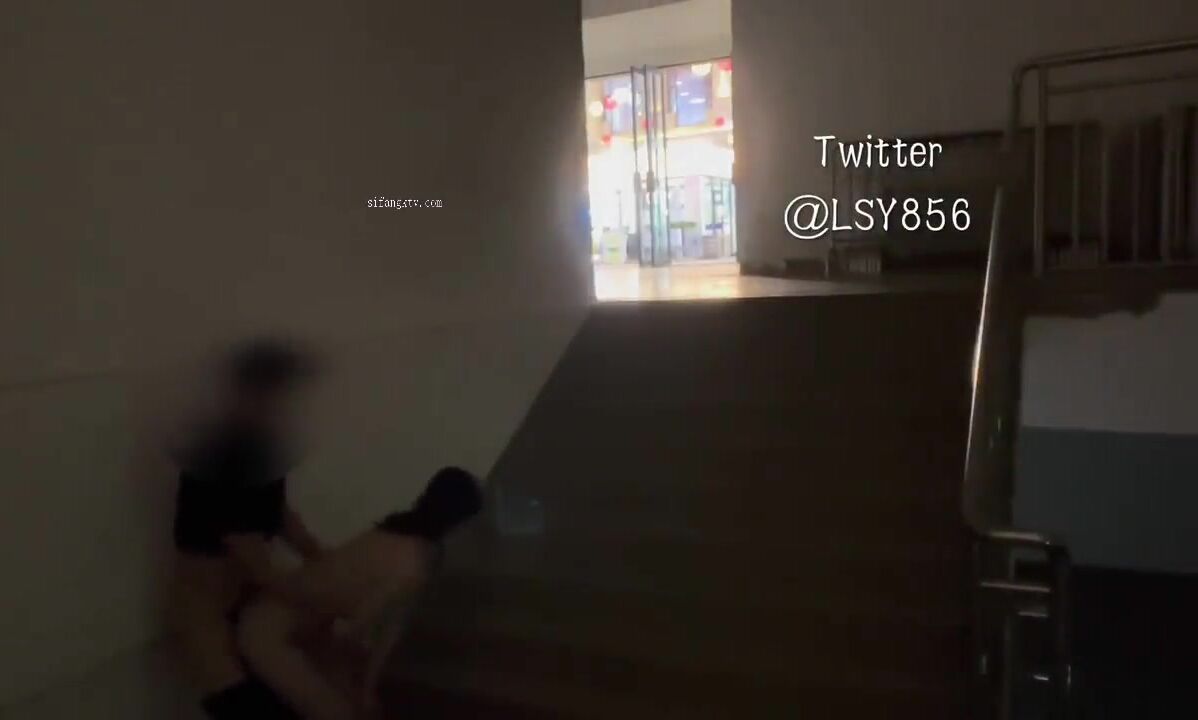 五個極品身材蘿莉反差露出萌妹 公路啪啪 戶外野戰 餐廳露出 絕版資源 極品反差【李淑怡】公路啪啪 公園露出 餐廳 (5)