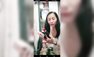 最新《瘋狂抖音》外篇之『三亞美女2』極品三亞外圍美女大秀身材 作死大尺度 摳B揉乳擠奶 (101)