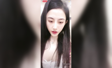 最新《瘋狂抖音》外篇之《抖音擦邊4》顏值主播各顯神通 閃現走光 刷邊瘋狂作死 扣逼漏奶 (276)