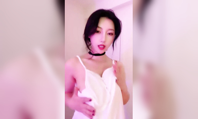 最新《瘋狂抖音》外篇之《抖音擦邊4》顏值主播各顯神通 閃現走光 刷邊瘋狂作死 扣逼漏奶 (147)