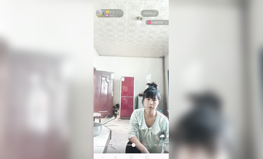 最新《瘋狂抖音》外篇之『三亞美女2』極品三亞外圍美女大秀身材 作死大尺度 摳B揉乳擠奶 (151)