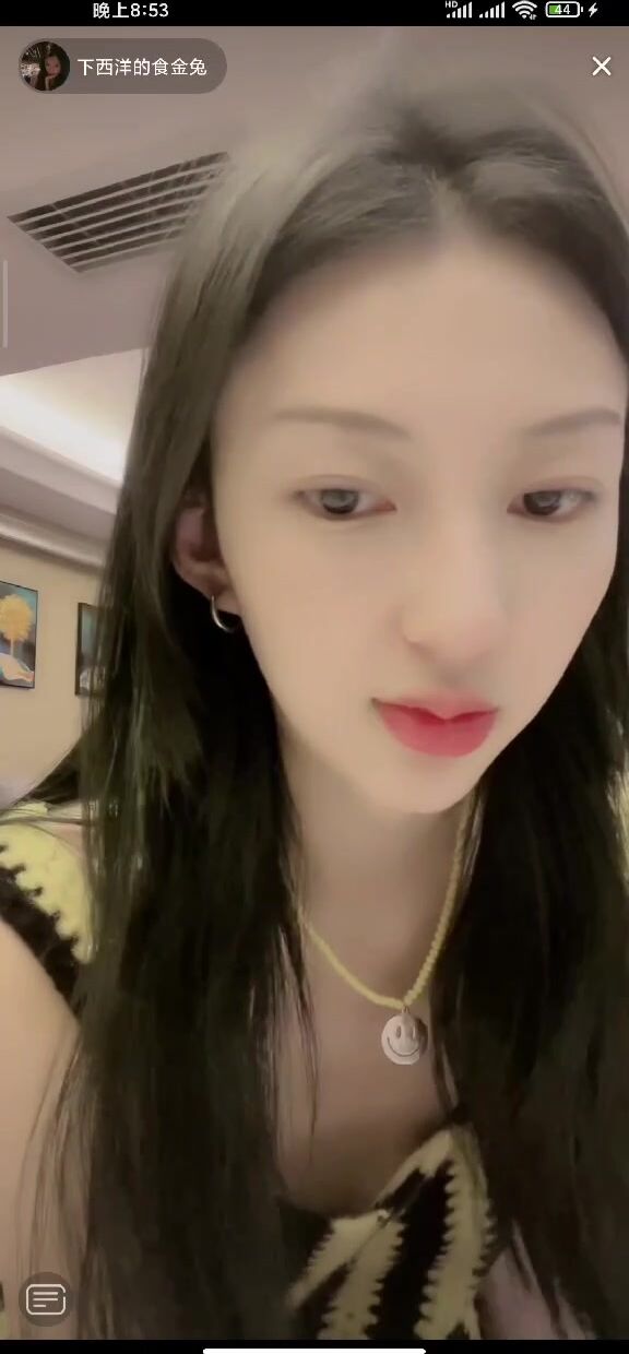 最新《瘋狂抖音》外篇之『三亞美女2』極品三亞外圍美女大秀身材 作死大尺度 摳B揉乳擠奶 (104)