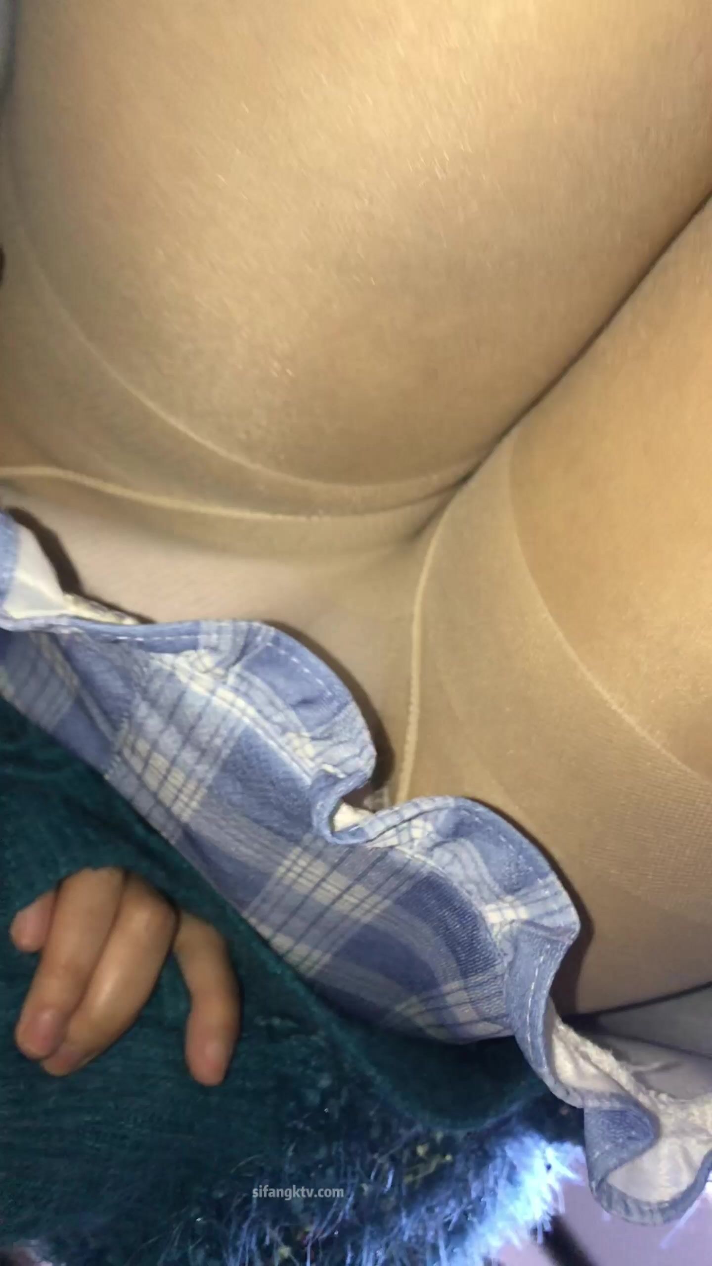 稀缺學妹專場專業抄底靚麗學生妹JK制服掀裙開閃光燈強抄看的心驚肉跳太刺激超清4K原版(38)