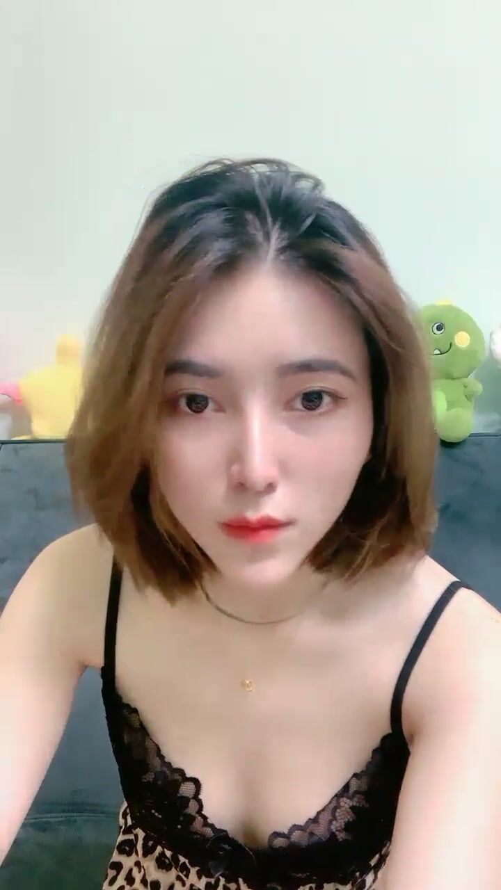 核彈！短發御姐~20小時~【一笑而過】又騷又御~擼到腎虛！ (9)