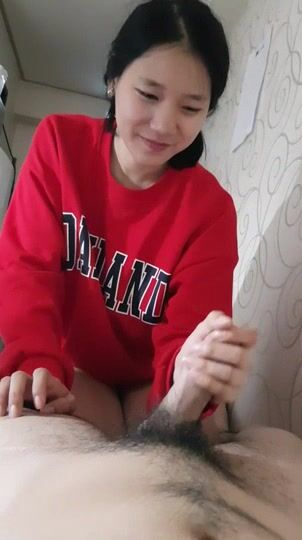 【黑客破解流出】可愛的大二美女和男友之間的日常被曝光 (8)